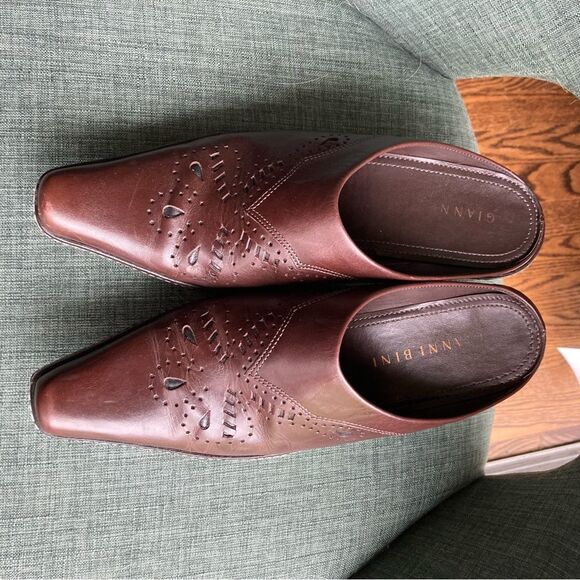 Gianni Bini Women’s Brown genuine Leather Y2K mule heel size 10. Good condition! - Picture 2 of 11